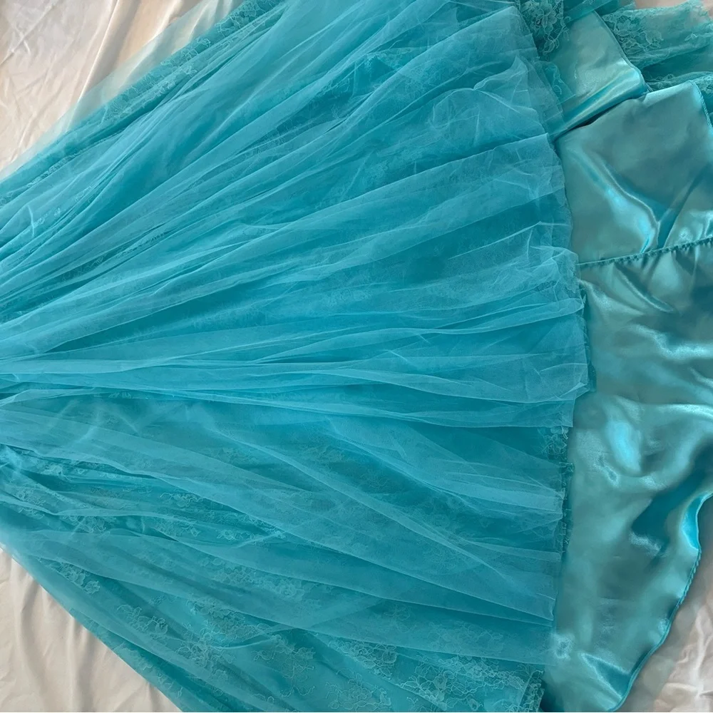 Stunning Sherri Hill 2Pc Formal-Size 0 - Picture 6 of 14